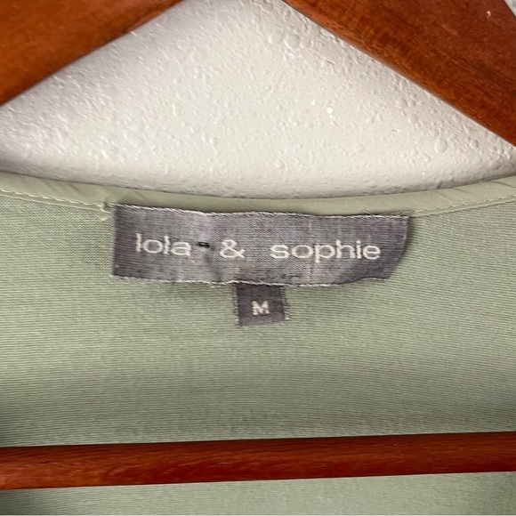 Lola & Sophie Seafoam Green Blouse Size Medium - Picture 2 of 13